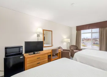 Days Inn by Wyndham Great Falls hotel thumbnail 8