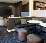 Courtyard by Marriott Bakersfield hotel detail image 4