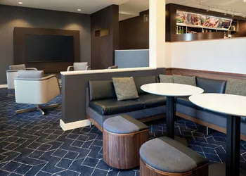 Courtyard by Marriott Bakersfield hotel thumbnail 4