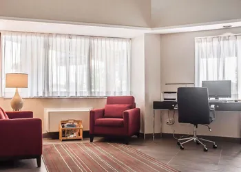 Comfort Inn Orillia hotel thumbnail 2