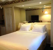 The Suites at Fall Creek hotel detail image 7