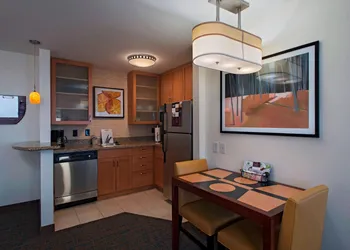 Residence Inn Bryan College Station hotel thumbnail 8