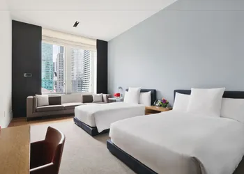 Andaz 5Th Avenue By Hyatt hotel thumbnail 6