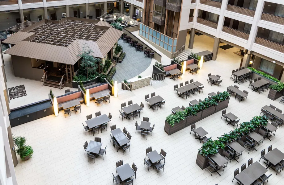 Embassy Suites by Hilton Chicago North Shore Deerfield hotel detail image 6