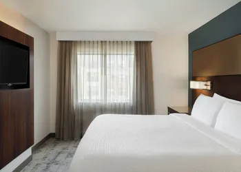 Residence Inn Des Moines Downtown hotel thumbnail 6