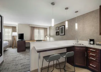 Residence Inn Des Moines Downtown hotel thumbnail 7