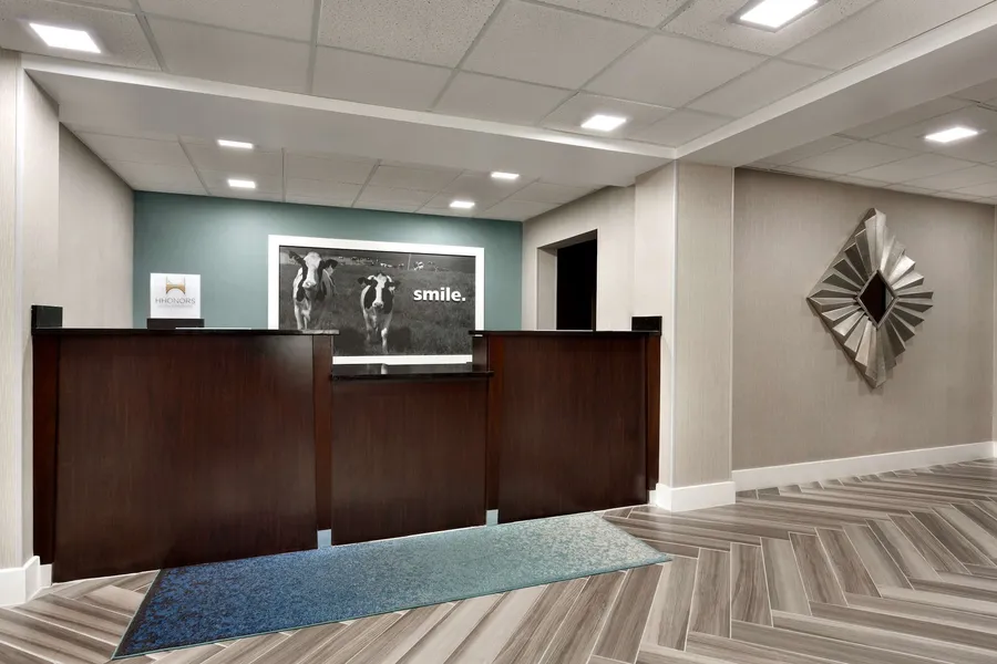 Hampton Inn Waycross hotel detail image 2