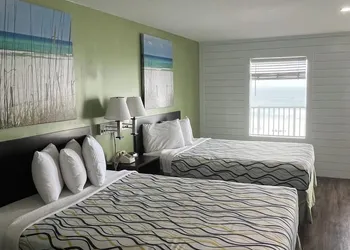 Boardwalk Beach Hotel hotel thumbnail 3