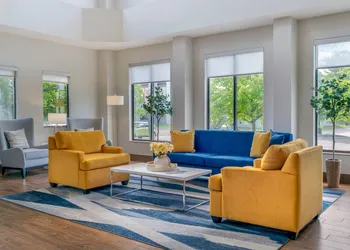 Comfort Suites Auburn Hills-Detroit hotel thumbnail 5