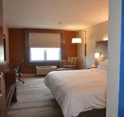 Holiday Inn Express & Suites Rochester by IHG hotel detail image 4