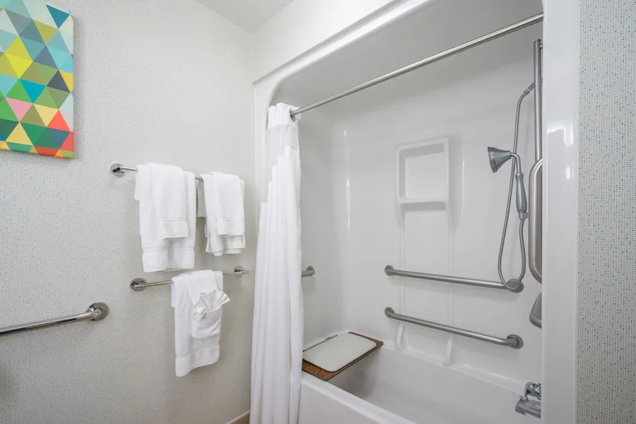 Holiday Inn Express & Suites Quakertown - Allentown Area by IHG hotel detail image 2