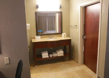 Hampton Inn & Suites McComb hotel thumbnail 7