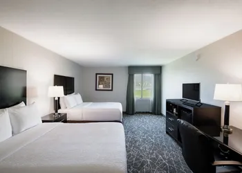 The Garden Executive Hotel hotel thumbnail 5