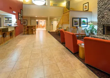 Holiday Inn Express Grants Pass by IHG hotel thumbnail 2