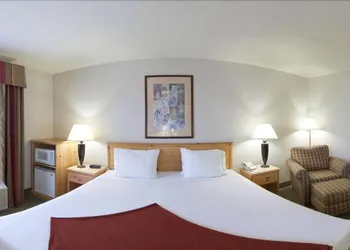 Holiday Inn Express Grants Pass by IHG hotel thumbnail 7