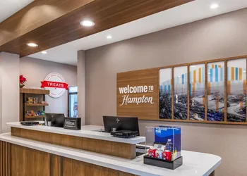 Hampton Inn & Suites Riverside/Corona East hotel thumbnail 2