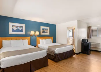 Skylark Shores Resort hotel thumbnail 7
