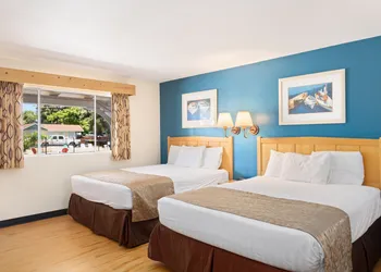 Skylark Shores Resort hotel thumbnail 8