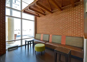 Hyatt Place Chicago/Naperville/Warrenville hotel thumbnail 2