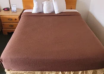 Thunderbird Inn hotel thumbnail 5