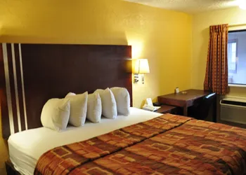 Motel 6 Little Rock, AR - Airport hotel thumbnail 3