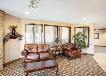 Quality Inn - Storm Lake hotel thumbnail 3