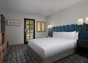 Catalina Canyon Inn hotel thumbnail 7