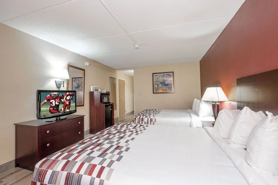 Red Roof Inn & Suites Macon hotel detail image 6