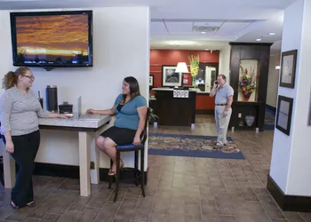 Hampton Inn Orange hotel thumbnail 5