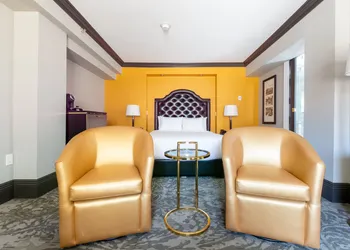 Hotel Clarendon hotel thumbnail 3