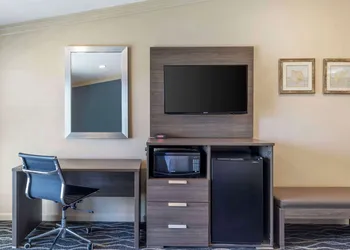 Best Western Plus Hill House hotel thumbnail 7