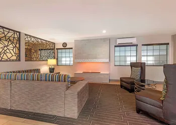 Best Western York Inn hotel thumbnail 2