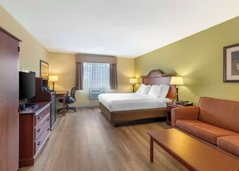 Best Western York Inn hotel thumbnail 6