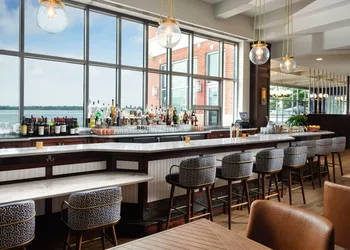 Sheraton Erie Bayfront Hotel hotel thumbnail 6