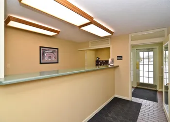 Americas Best Value Inn Chillicothe hotel thumbnail 2