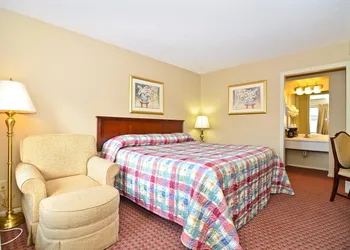 Americas Best Value Inn Chillicothe hotel thumbnail 4