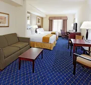Holiday Inn Express Hotel & Suites Cookeville by IHG hotel detail image 3