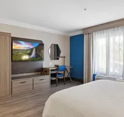 Holiday Inn Express Hotel & Suites Vacaville by IHG hotel detail image 5