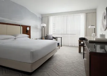 Marriott Long Beach Downtown hotel thumbnail 8