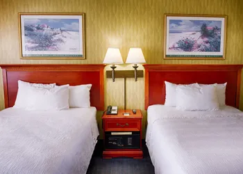 Oceanfront Inn hotel thumbnail 4