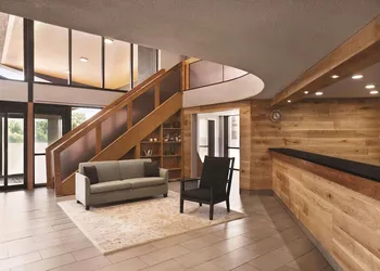 Country Inn & Suites by Radisson Indianapolis East hotel thumbnail 4