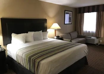 Country Inn & Suites by Radisson Indianapolis East hotel thumbnail 6