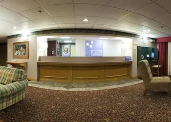 Holiday Inn Express Hotel & Suites Colby by IHG hotel thumbnail 2