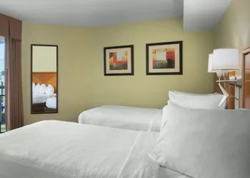 Bay View Resort hotel thumbnail 8