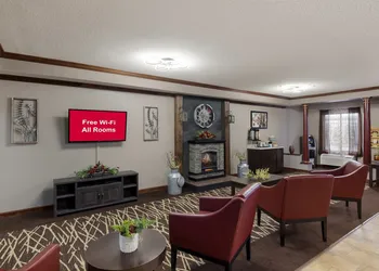 Red Roof Inn & Suites Bloomsburg – Mifflinville hotel thumbnail 2