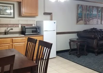 Baymont by Wyndham Des Moines North hotel thumbnail 7