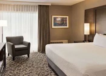 Ramada Plaza by Wyndham Portland hotel thumbnail 7