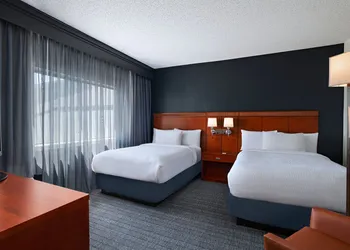 Courtyard by Marriott Dallas Arlington/Entertainment Dist hotel thumbnail 3