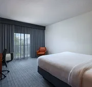 Courtyard by Marriott Dallas Arlington/Entertainment Dist hotel detail image 5