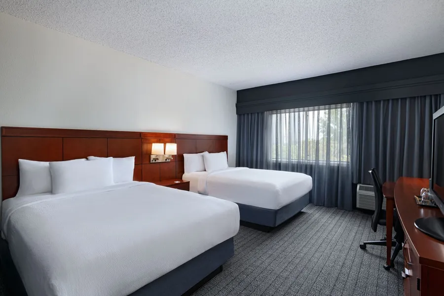 Courtyard by Marriott Dallas Arlington/Entertainment Dist hotel detail image 6